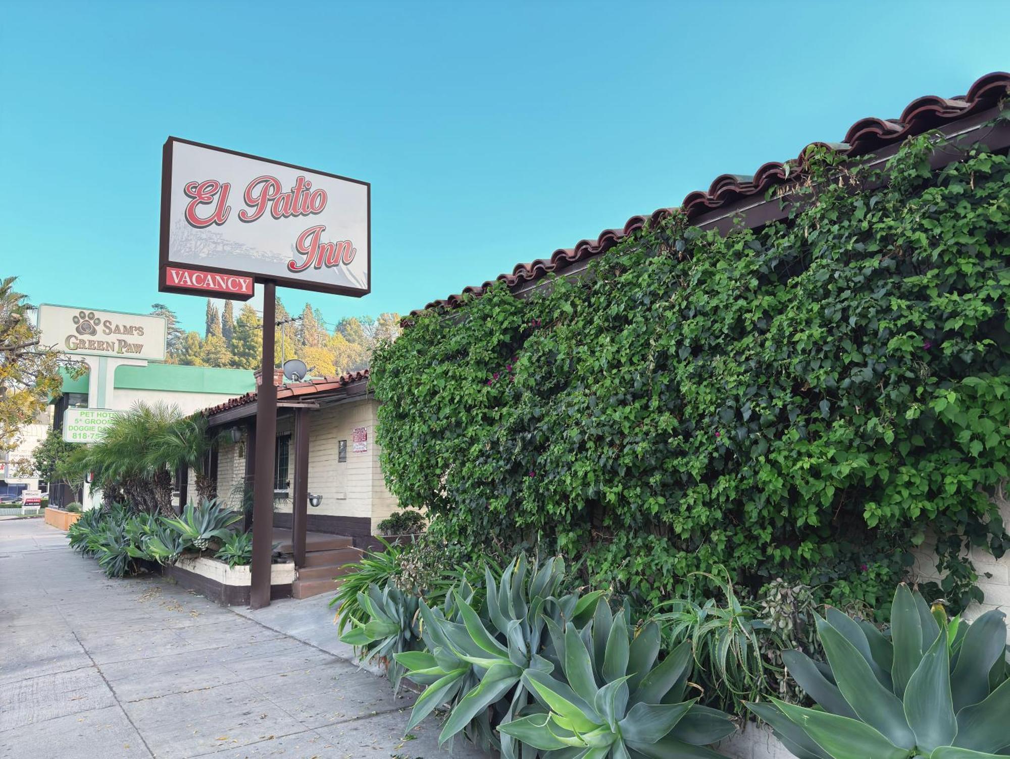 El Patio Inn - Near Universal Studios Hollywood, Los Angeles